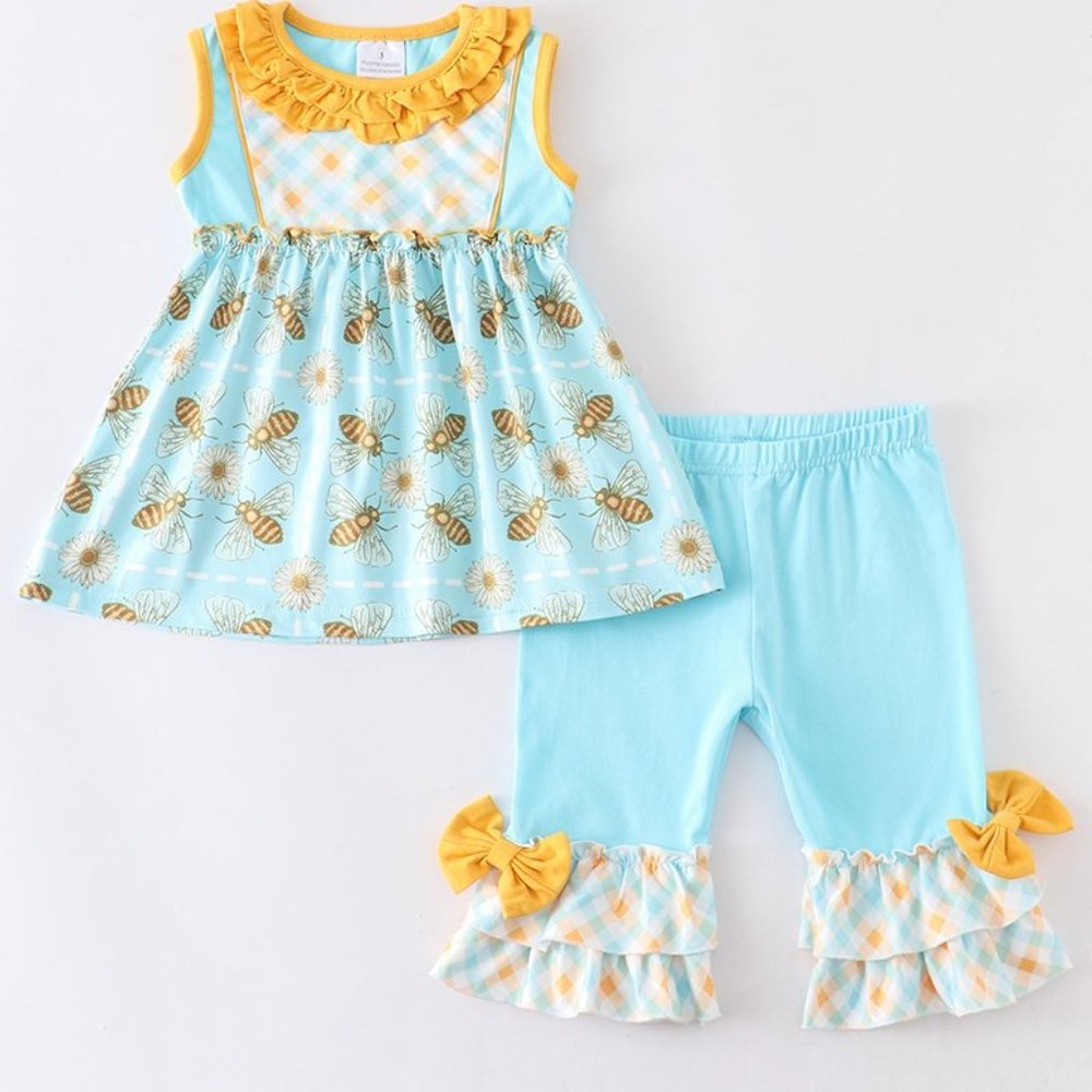 Girls Ruffle Capri set in